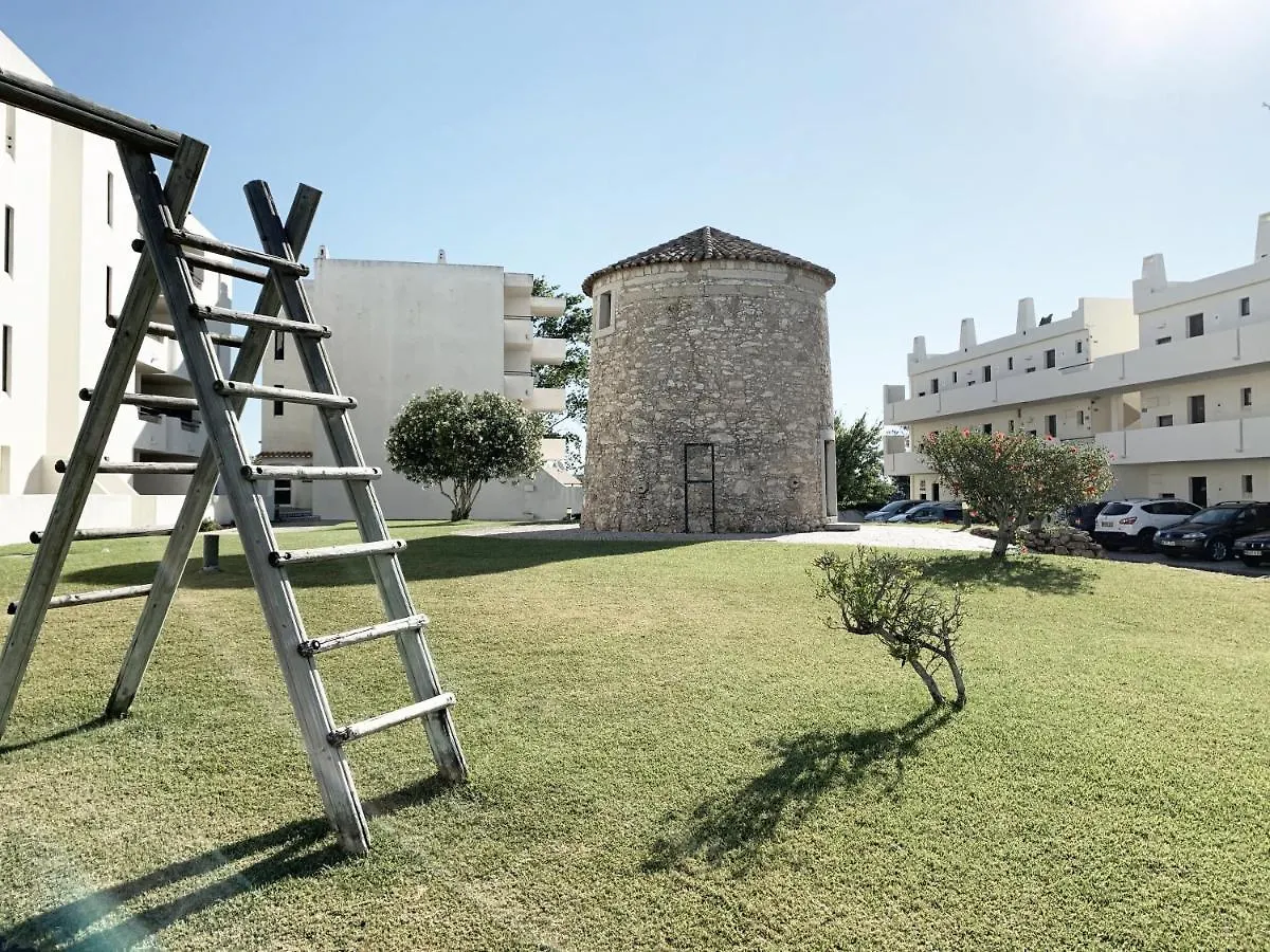 Seaview Studio - 10 Min. Beach, Private Condo, Pool, Grill & Free Parking Albufeira Lejlighed